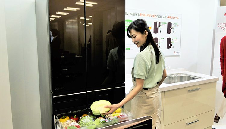 Mitsubishi-Electric’s-new-refrigerator_top
