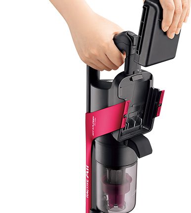 Sharp-launches-a-cordless-stick-cleaner_06