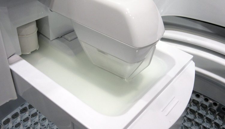 Aqua-introduces-the-Prette-ultrasonic-washing-machine_07